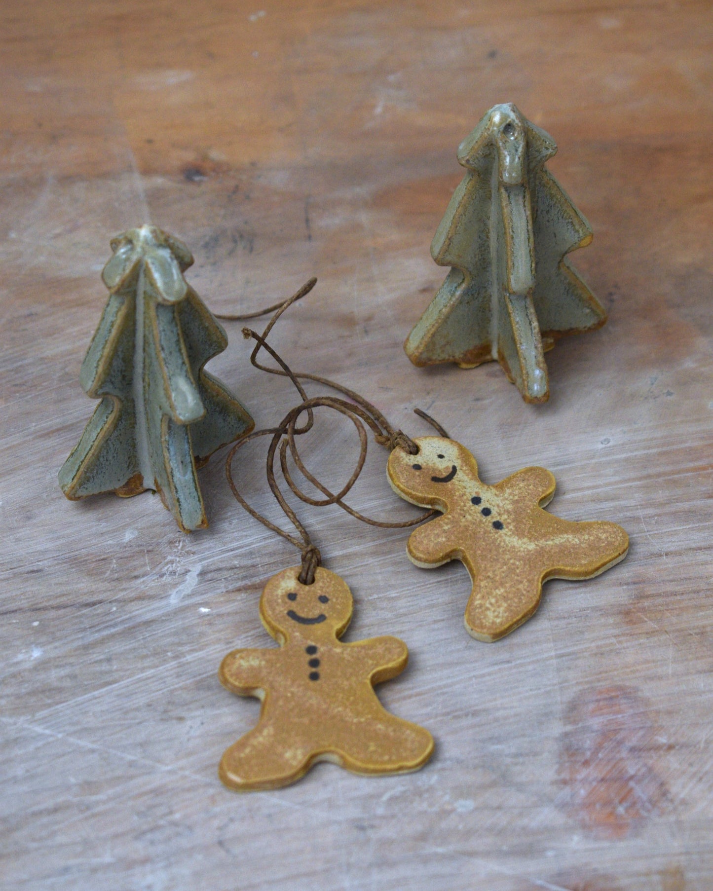 Make your own ceramic Christmas tree decorations with Lille Latham