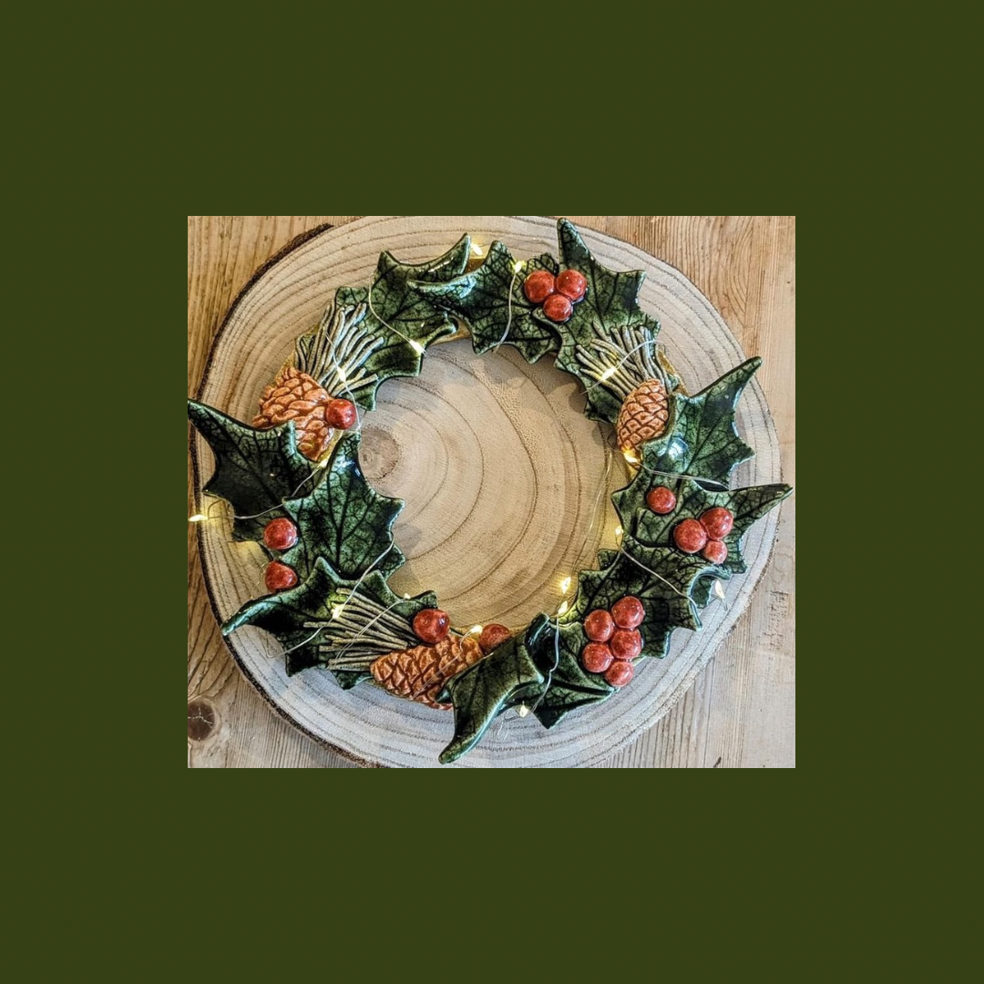 Ceramic Christmas wreath workshop with Pot A Phaent